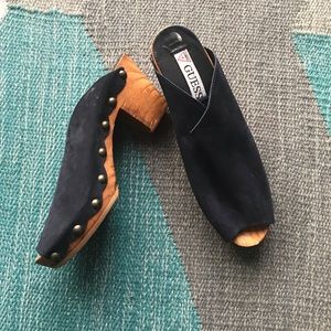 Vintage 90’s Guess navy suede clog mules 9